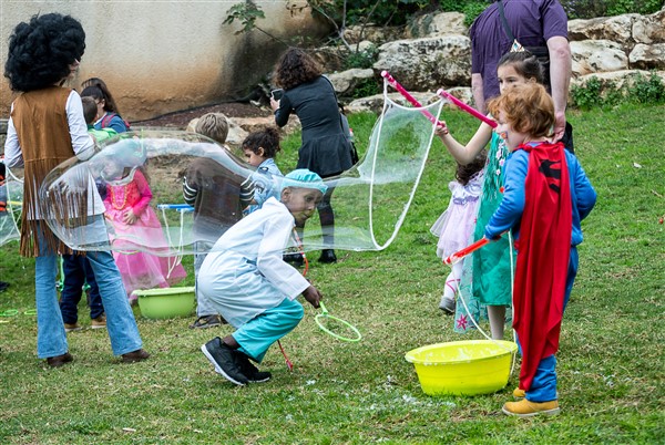 פורים 2017