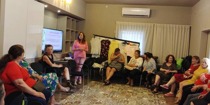 תמונה של מעגל נשים מתוך מפגשי נשים בסלון הקהילתי